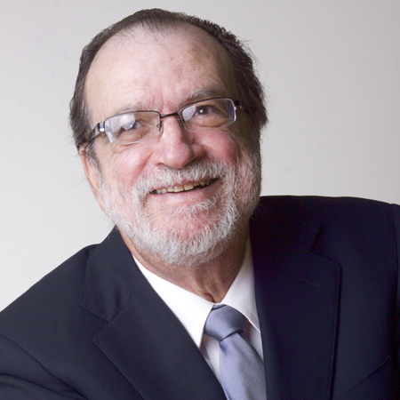 Emanuel M Alexiou1