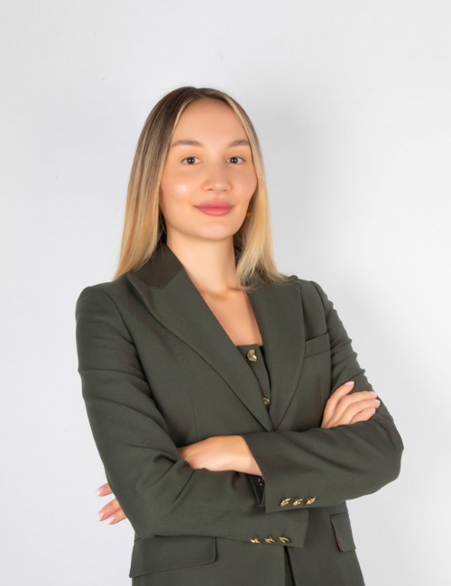 Ceren Iscioglu Uluturk photo